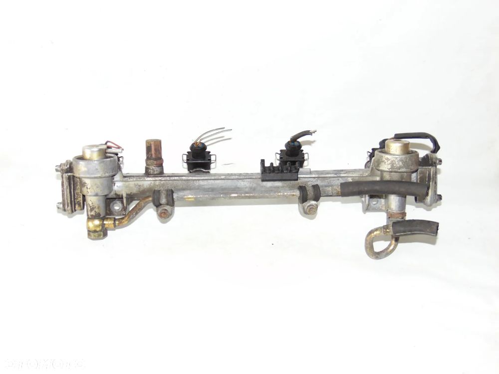 KOMPLET wtryski wtrysk wtryskiwacz paliwa 0000787423 Mercedes C Klasa W202 W124 benzyna 1.8 2.0 - 3