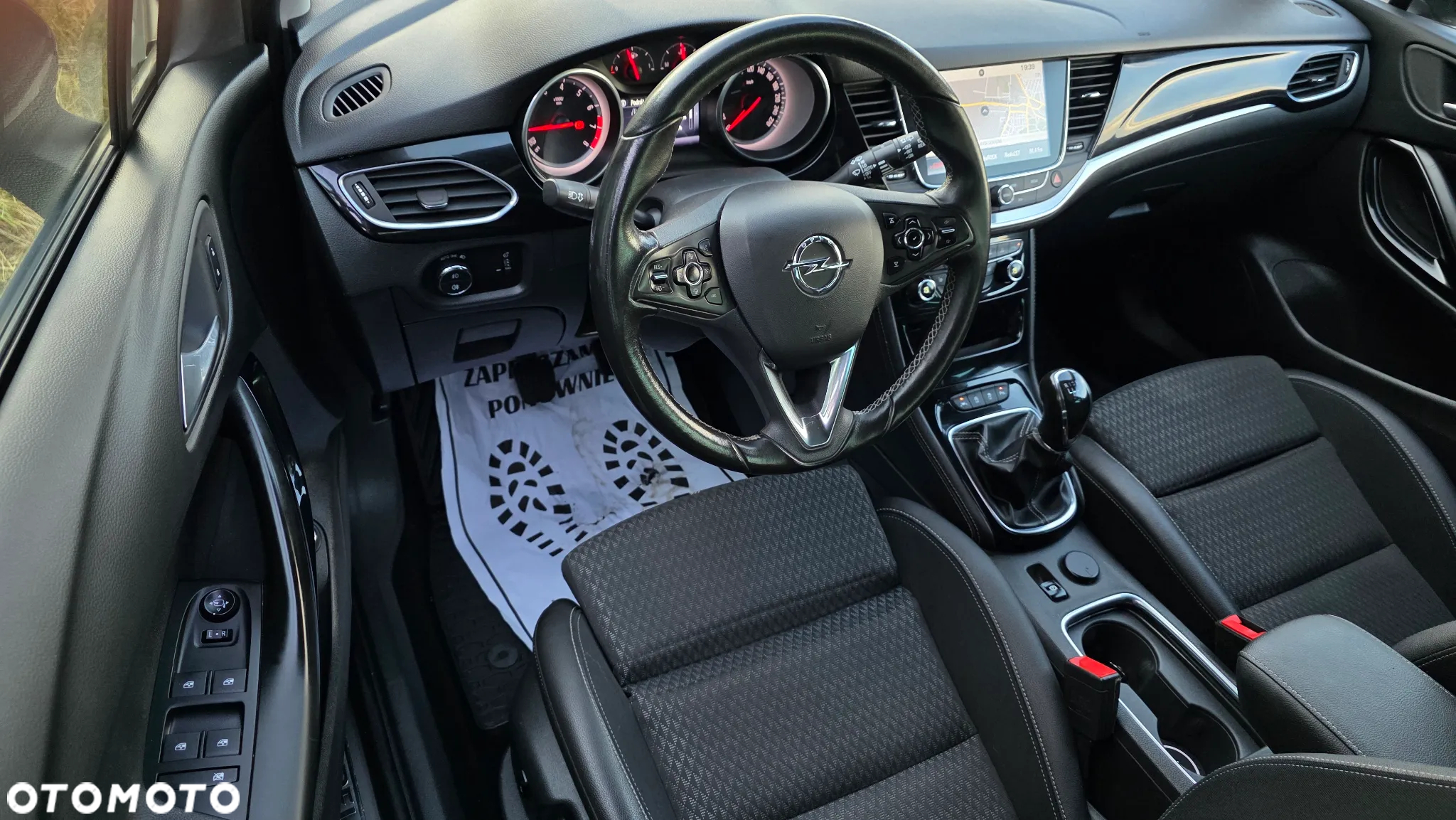 Opel Astra 1.4 Turbo Start/Stop Sports Tourer Edition - 5