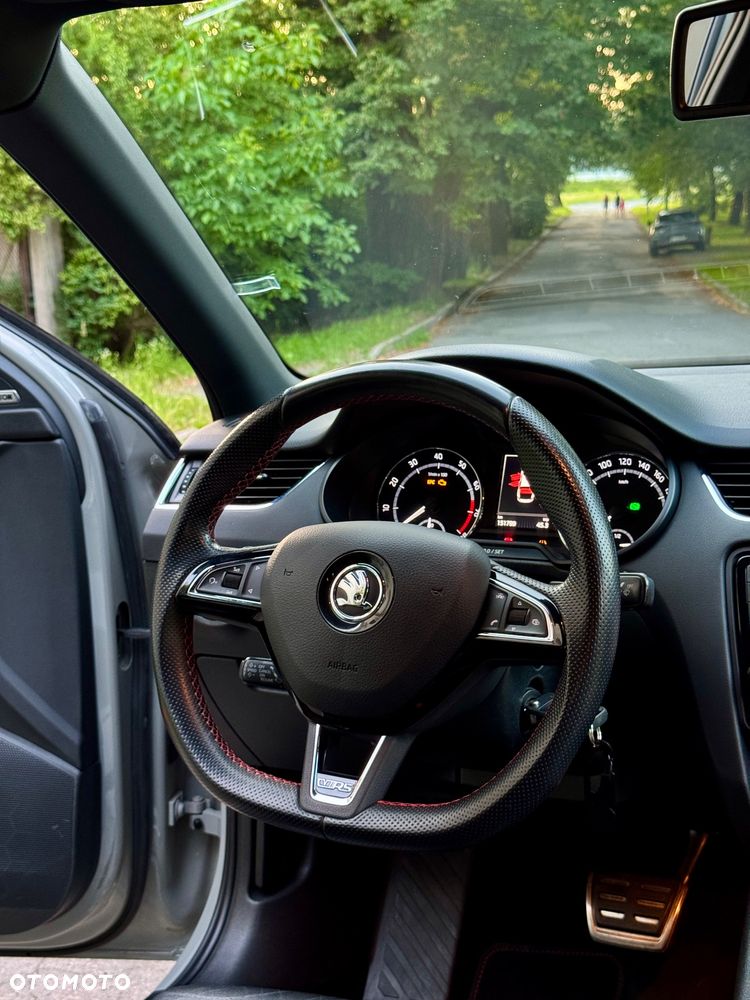 Skoda Octavia 2.0 TSI RS DSG - 34