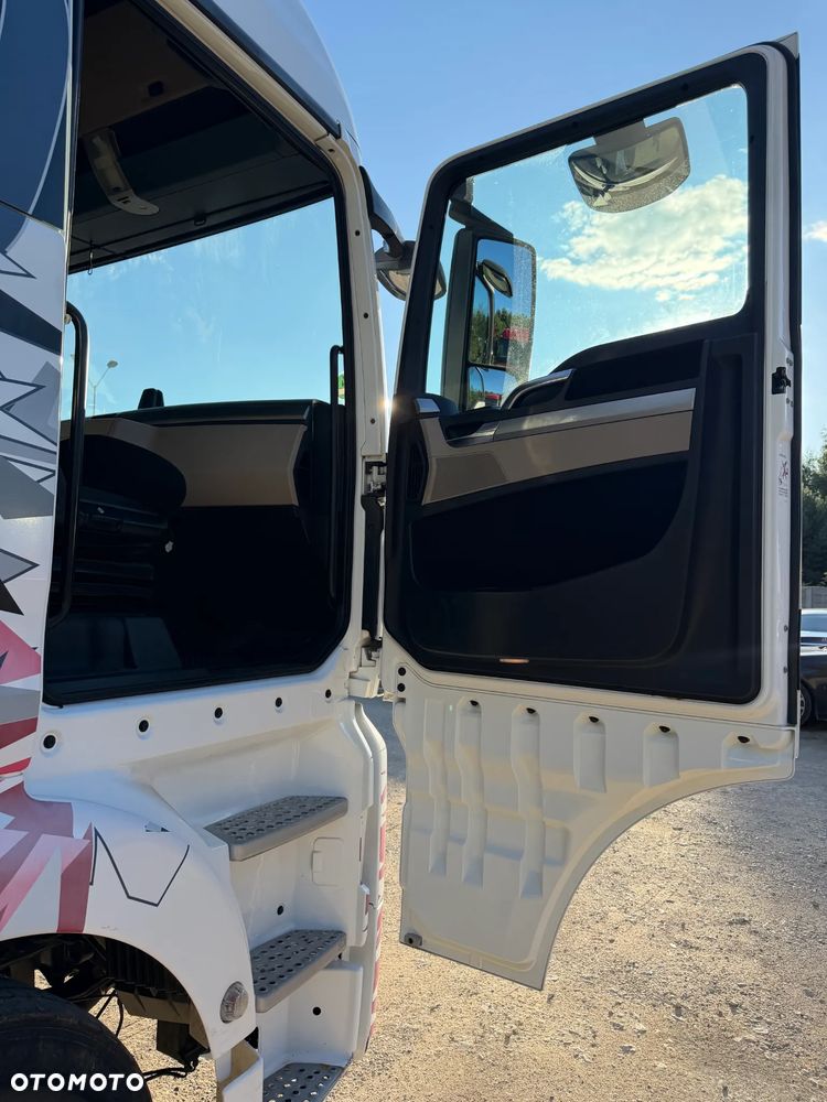 MAN TGX 18.510 KM RETARDER / VIN "LP" 2020 / POLSKI SALON / 602 TYS. KM ORYGINALNY PRZEBIEG / LODÓWKA / 2 ZBIORNIKI PALIWOWE 1160 L / LED / SILNIK 510 KM !! - 35