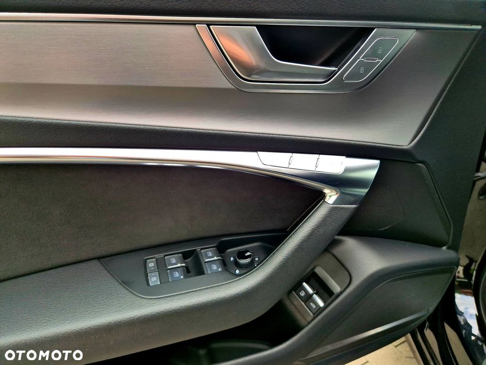Audi A6 Avant 55 TFSI e quattro S tronic S line - 21