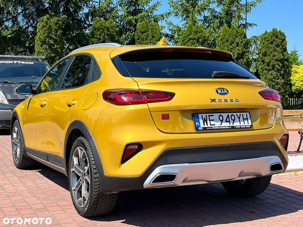 Kia XCeed - 18