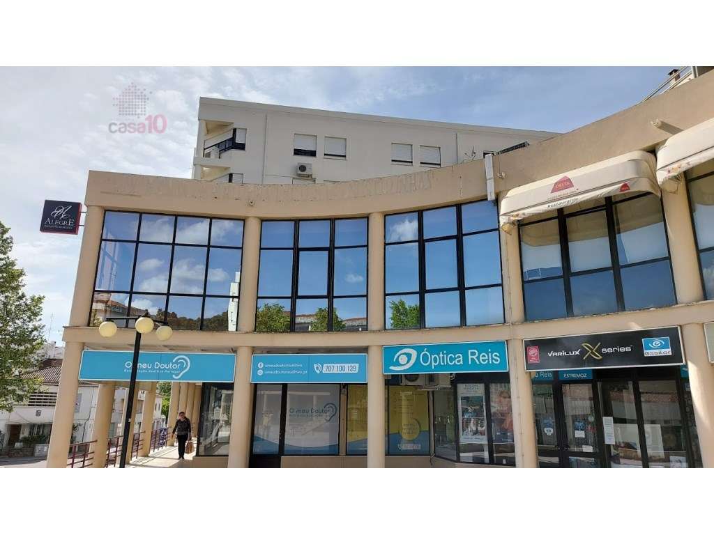 Vende-se espaço comercial em Portalegre! - Grande imagem: 3/13