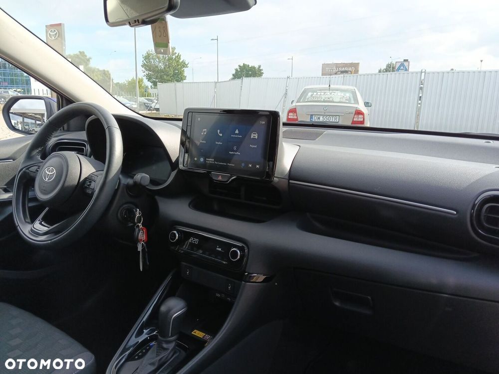 Toyota Yaris Hybrid 1.5 Style - 11