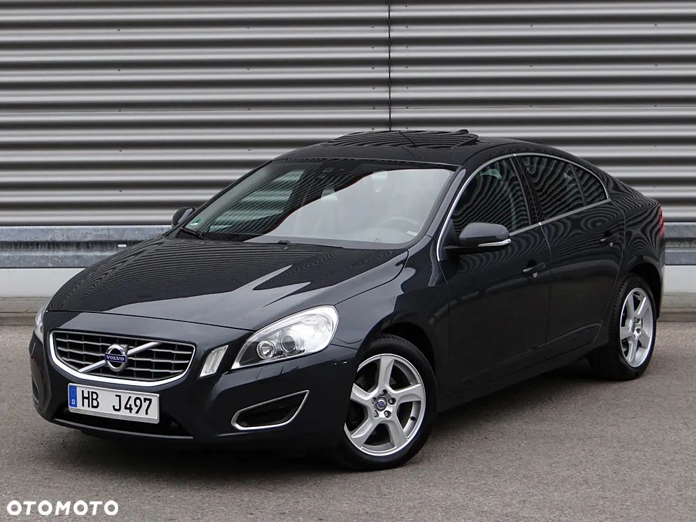 Volvo S60 D3 Summum - 1