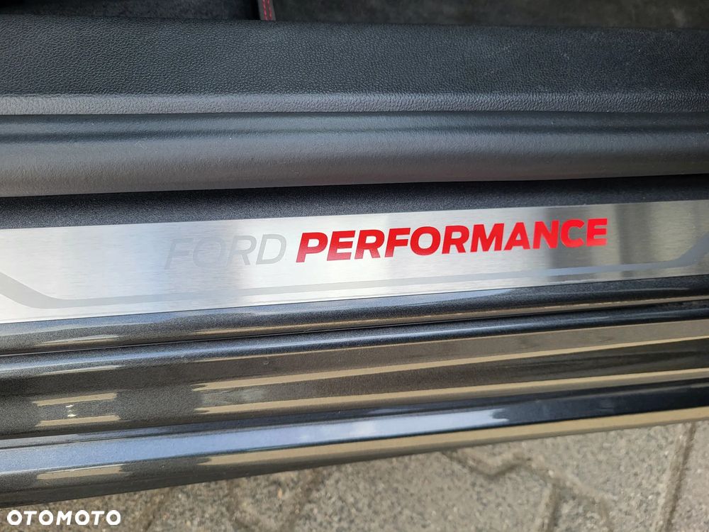 Ford Focus 2.3 EcoBoost ST - 17
