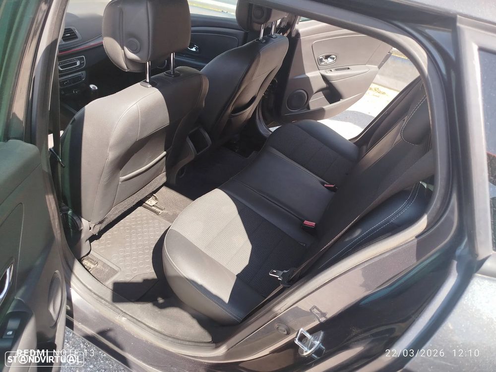 Renault Mégane Sport Tourer 1.5 dCi GT Line CO2 Champion - 11