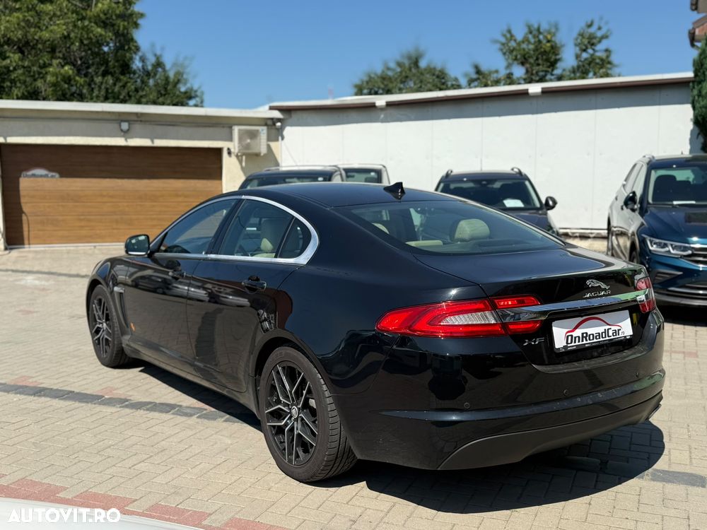 Jaguar XF - 22