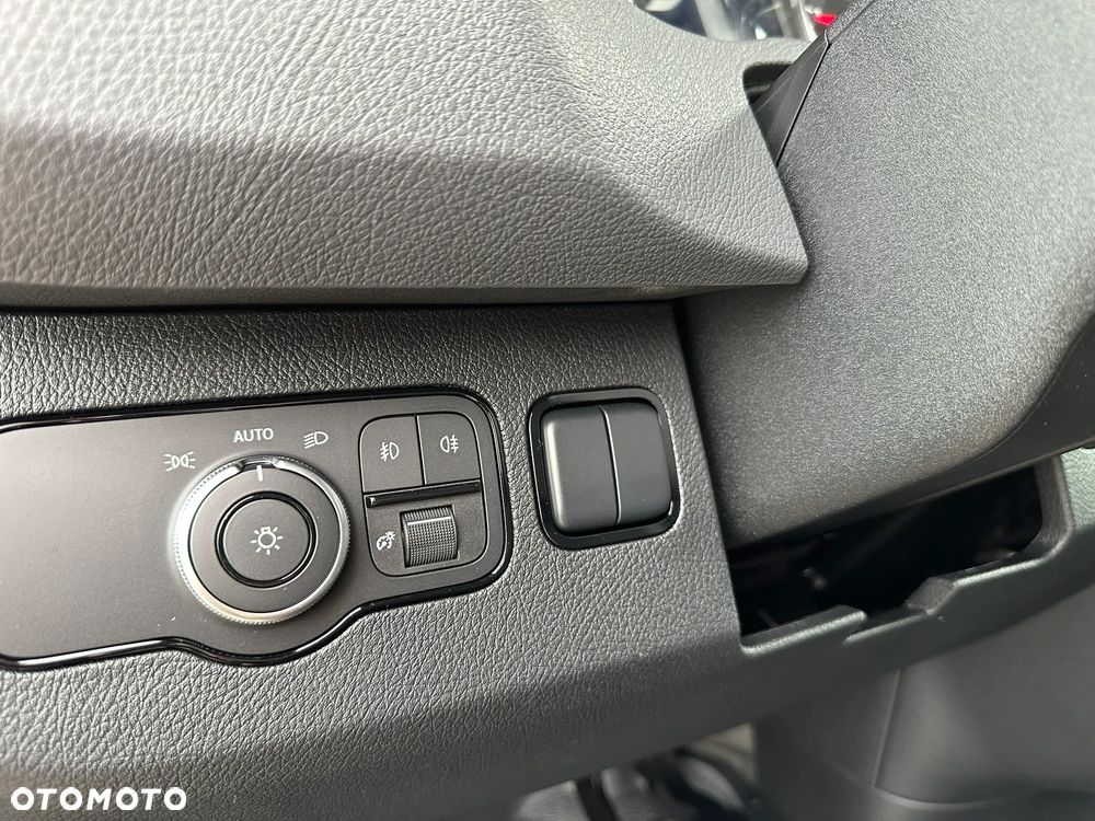 Mercedes-Benz SPrinter - 12