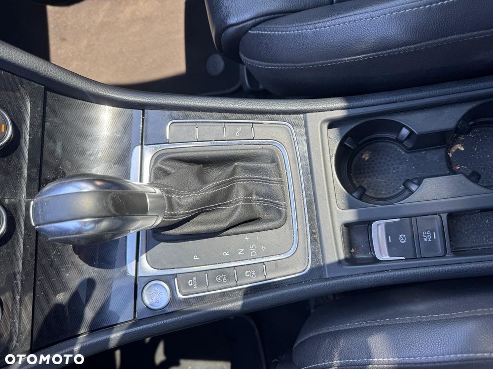 Volkswagen Golf GTD 2.0 TDI SCR DSG - 24