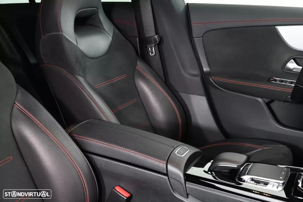 Mercedes-Benz CLA 200 - 25