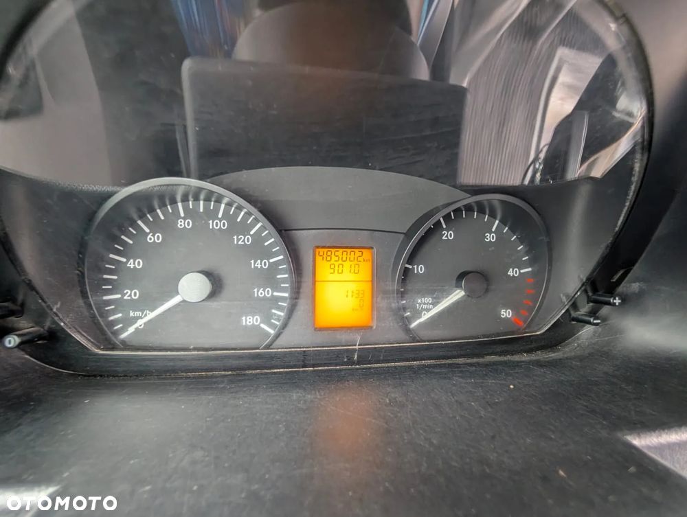 Mercedes-Benz Sprinter 519 - 17
