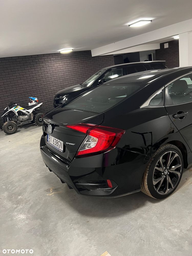 Honda Civic 1.5 i-VTEC Turbo CVT Executive - 5