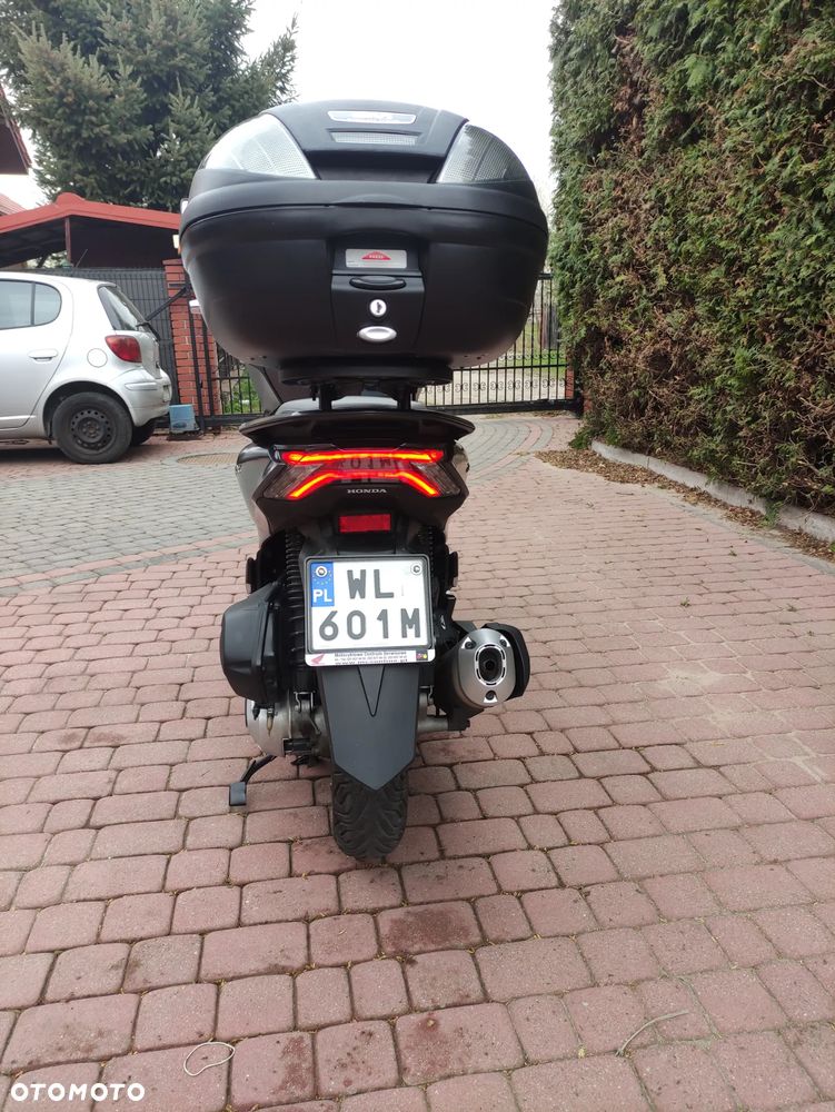 Honda PCX - 5