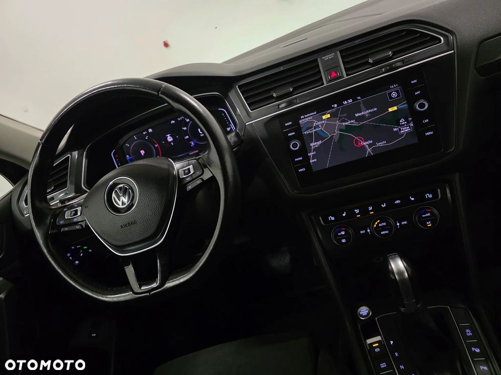 Volkswagen Tiguan Allspace 2.0 TDI SCR 4Motion DSG Highline - 8