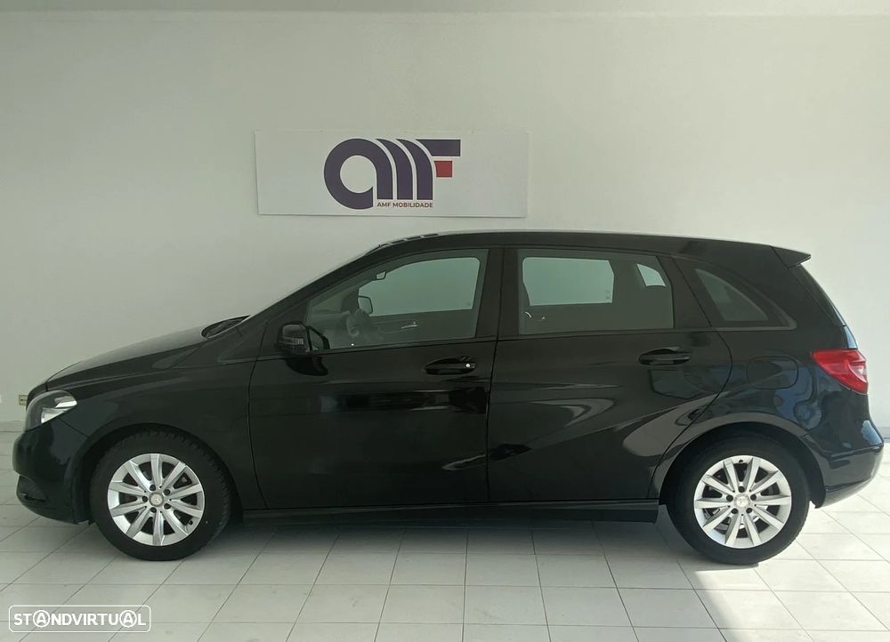 Mercedes-Benz B 180 CDI BlueEFFICIENCY 114g - 2