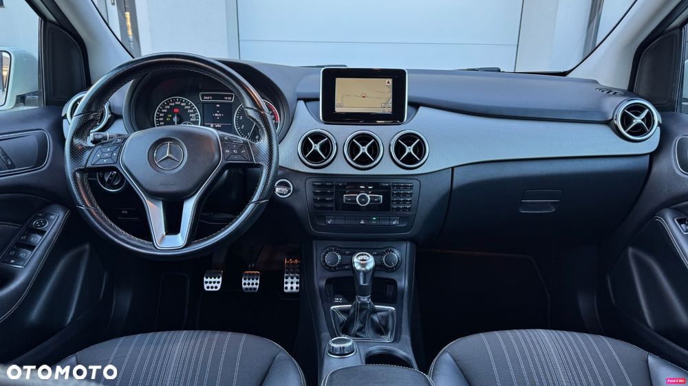 Mercedes-Benz Klasa B 180 BlueEFFICIENCY Edition - 13