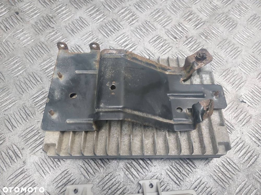 ZESTAW STARTOWY CHRYSLER PACIFICA I 3.5 V6 P05094106AB 04748353AG - 3