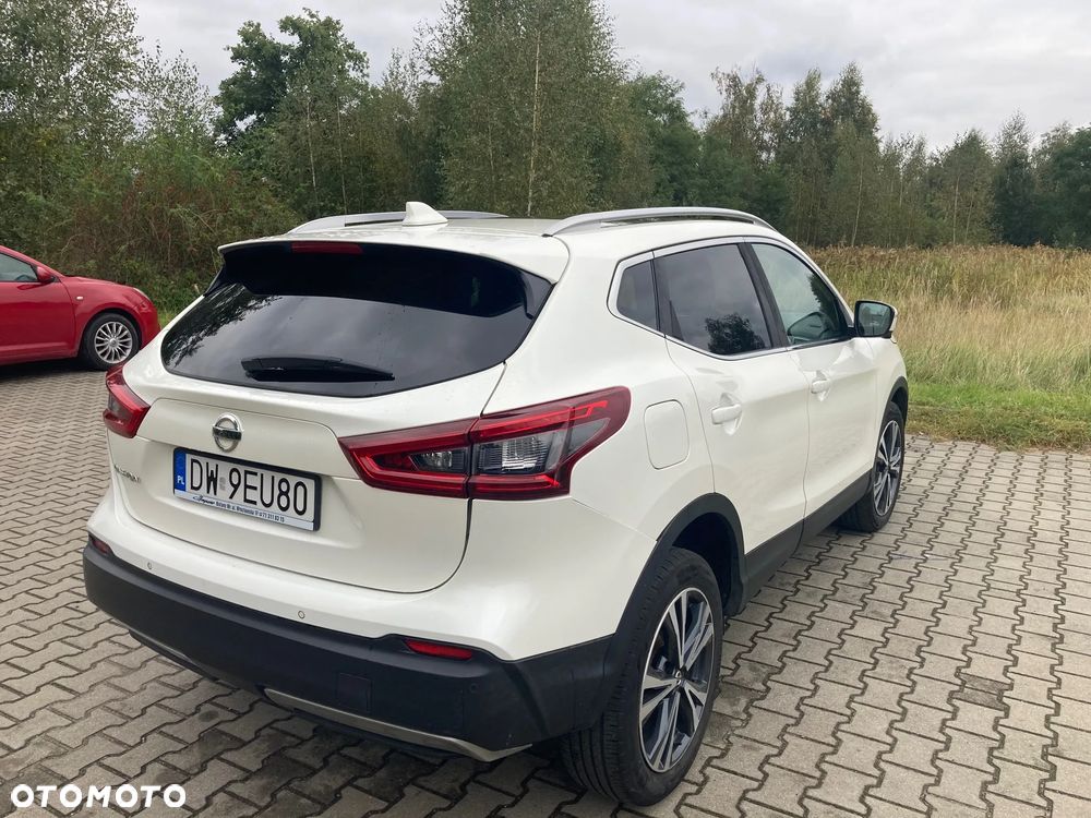 Nissan Qashqai 1.3 DIG-T N-Connecta DCT - 5
