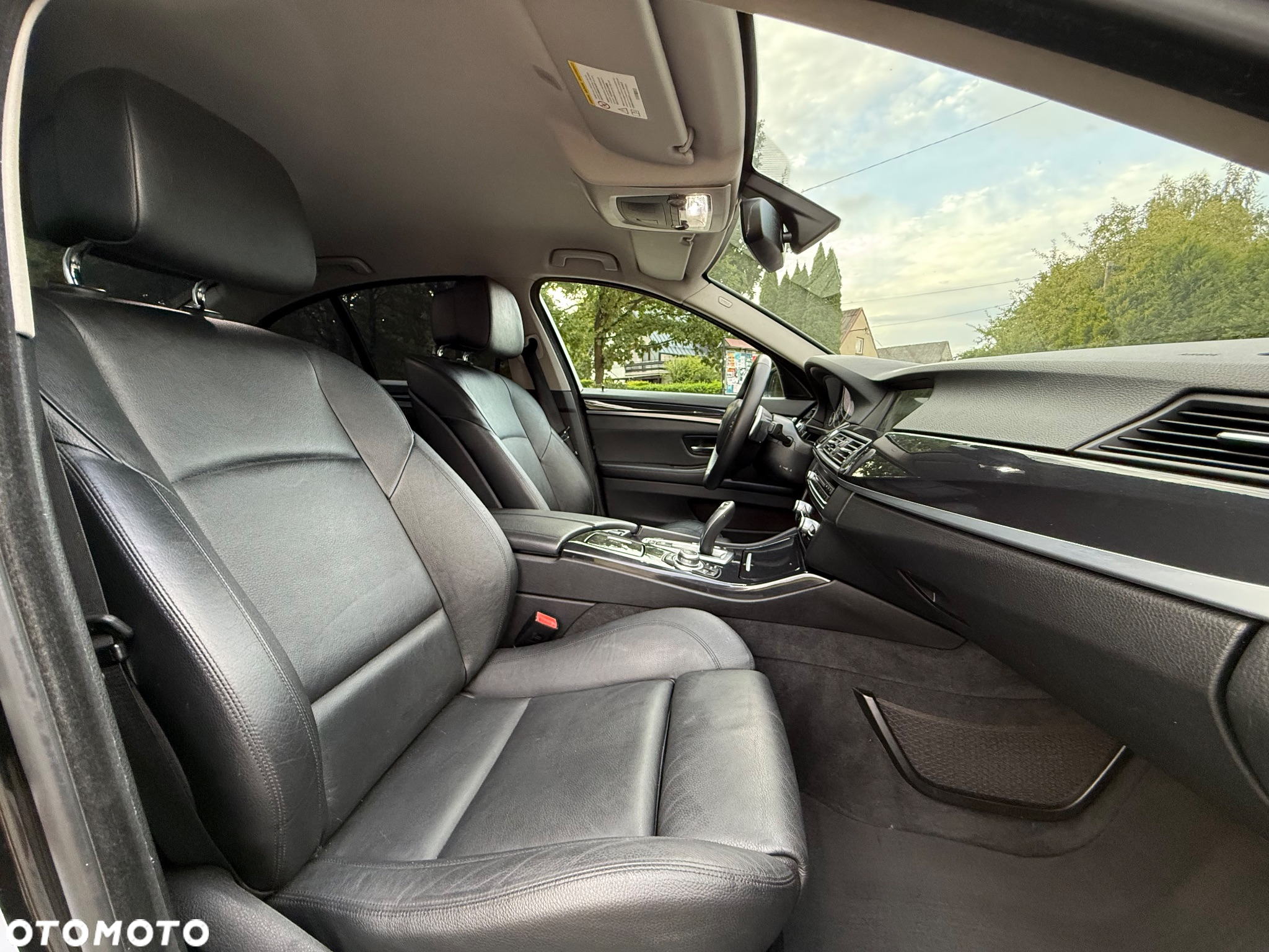 BMW Seria 5 525d Sport-Aut - 26