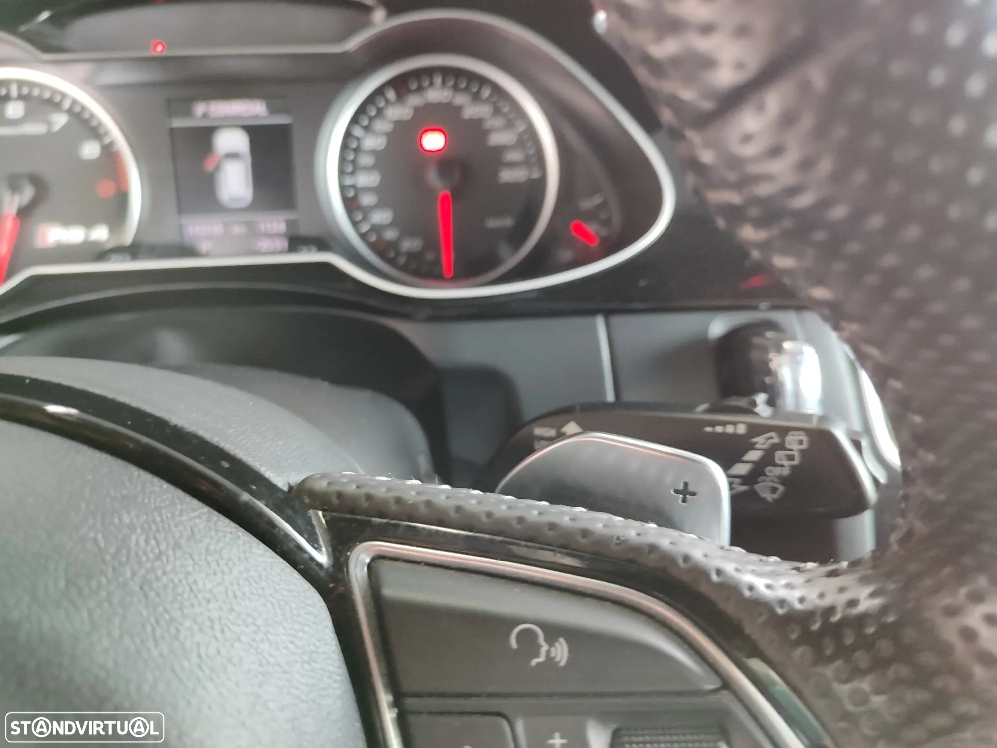 Audi RS4 Avant 4.2 FSi quattro S tronic - 31