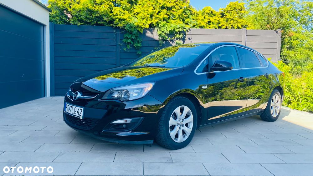 Opel Astra 1.4 T EU6 - 1
