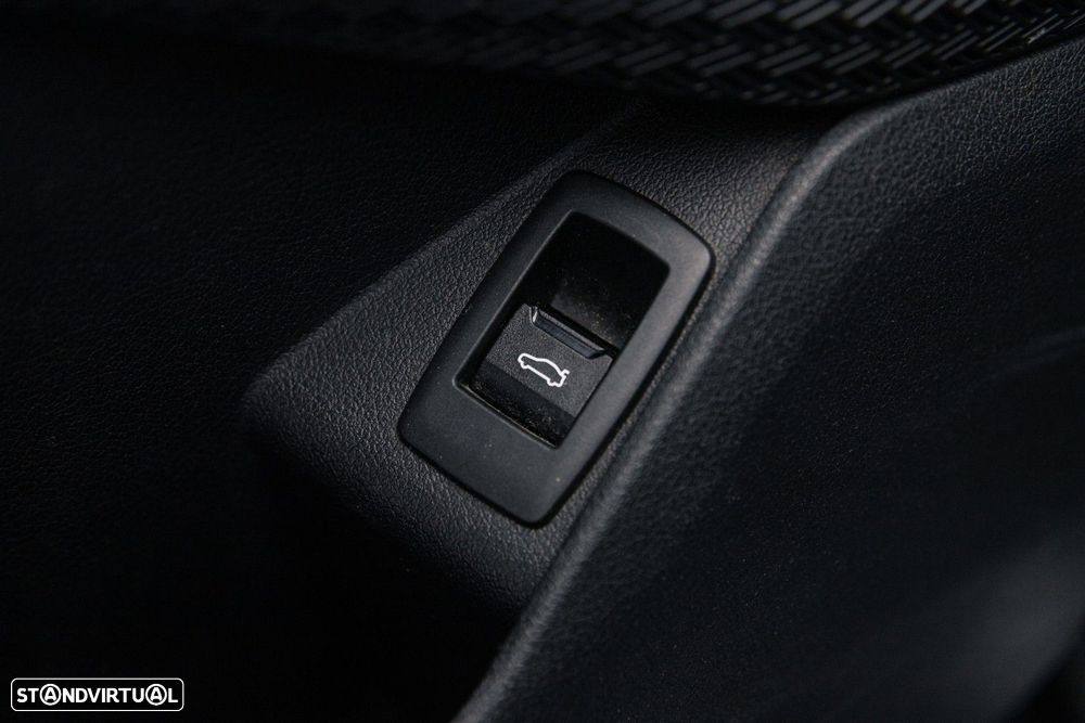 BMW iX1 xDrive30 - 43