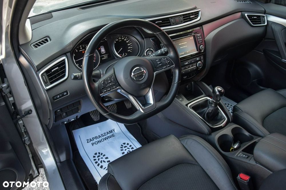 Nissan Qashqai 1.3 DIG-T Tekna - 19