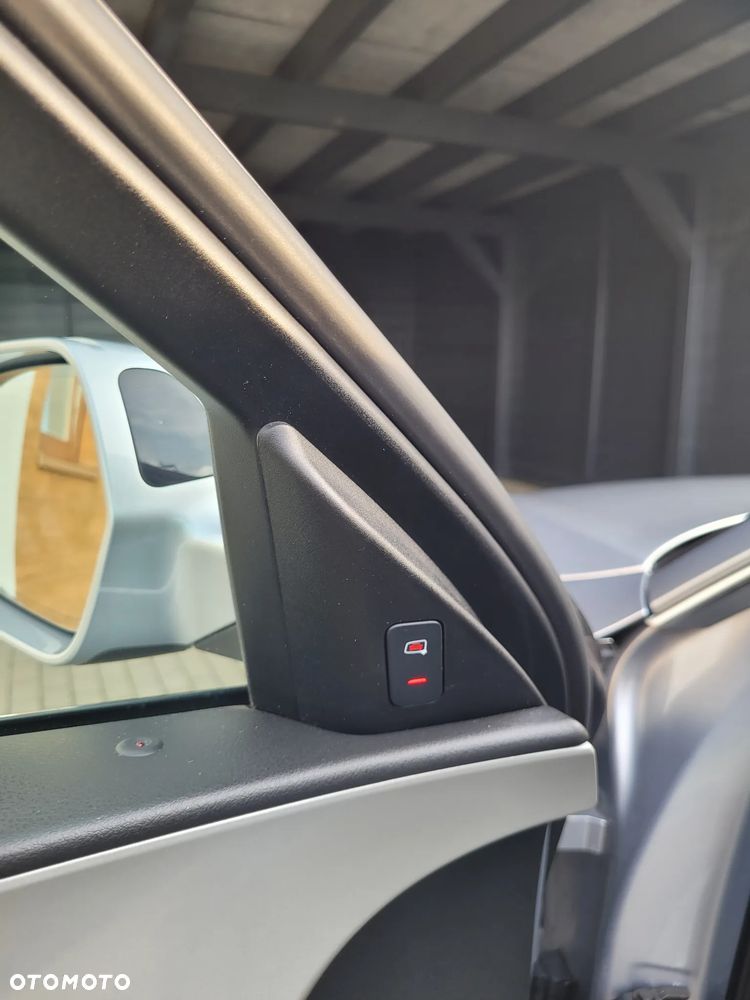 Audi A6 Avant 2.0 TDI ultra S tronic - 15