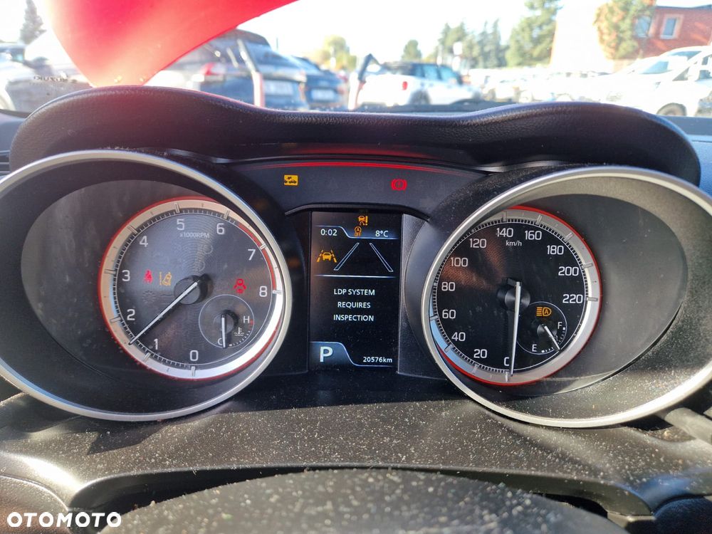 Suzuki Swift 1.2 Dualjet SHVS Premium CVT - 18