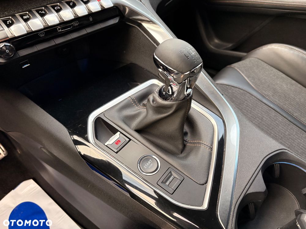 Peugeot 3008 BlueHDi 130 Stop & Start Allure - 25