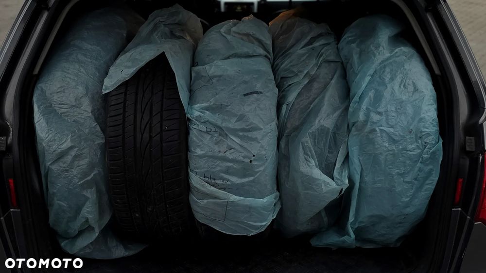 Volkswagen Passat Variant 2.0 TDI Highline DSG - 20