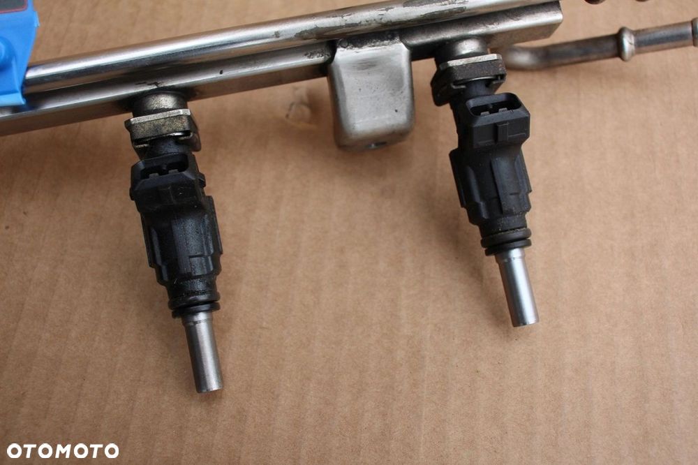 Listwa wtryskowa wtryski 1.8t 225KM TURBO BAM APX SEAT AUDI 06A133681 - 2