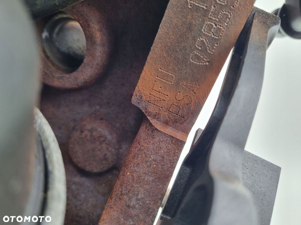 SILNIK KOMPL Citroen C3 1.6 16V 110KM ładna kompresja NFU - 10