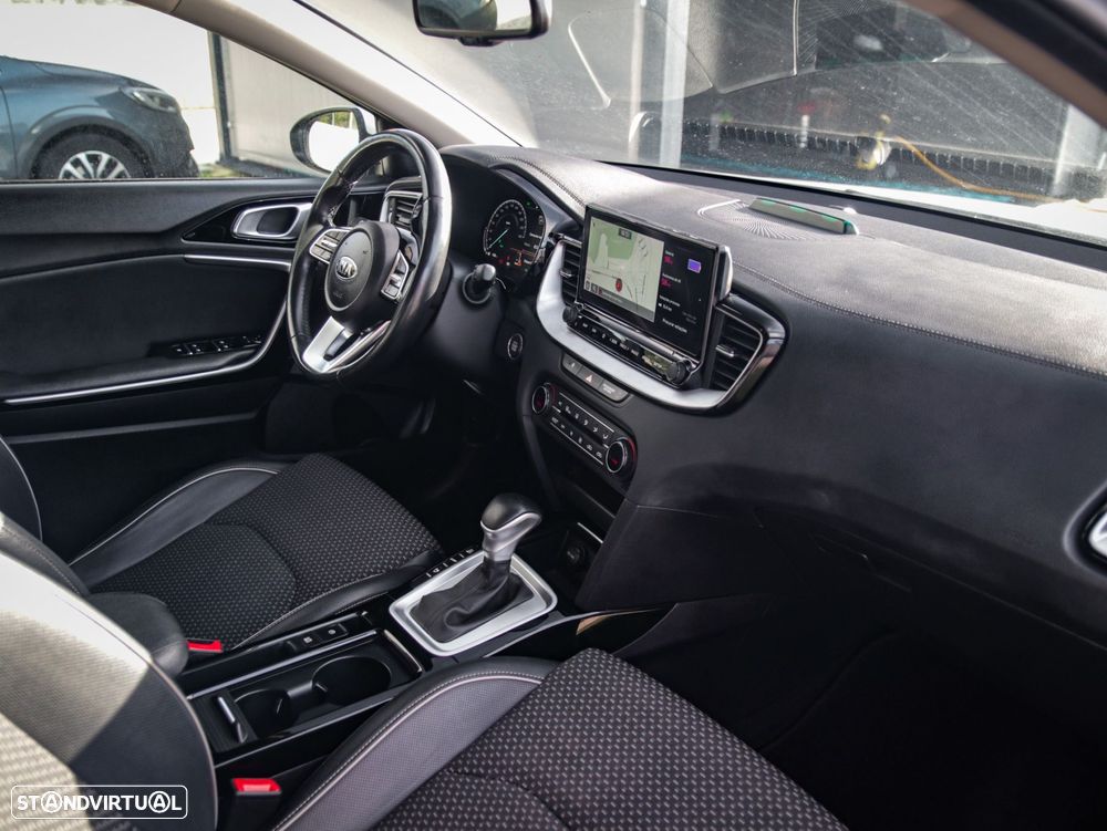 Kia XCeed 1.6 GDi PHEV First Edition - 35