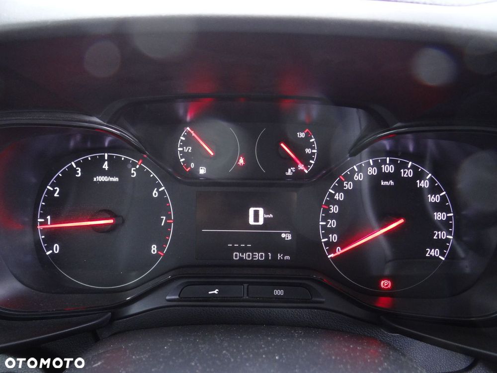 Opel Combo - 10