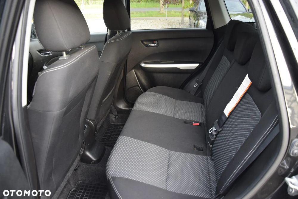 Suzuki Vitara - 23