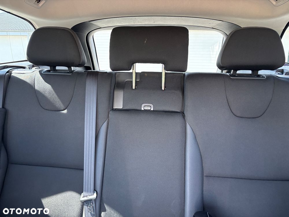 Volvo XC 60 D4 Drive-E Momentum - 25