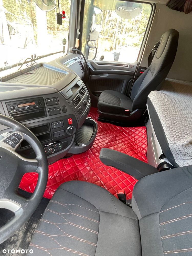 DAF XF480 SUPER SPACE CAB TANDEM JUMBO 6x2 OŚ PODNOSZONA AUTOMAT STANDKLIMA 2xALUTANK SKÓRA LED FIRANKA DŁ:7.70 m PRZESTRZENNY 60M3 - 9