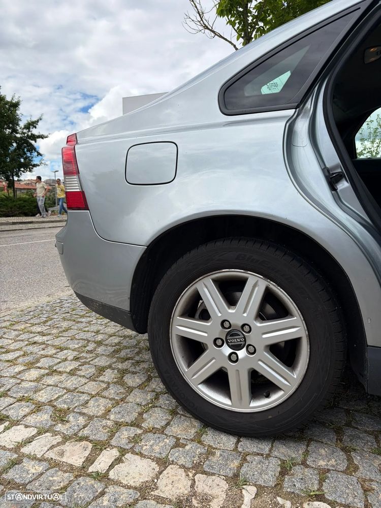 Volvo S40 2.0 D Nível 1 - 8