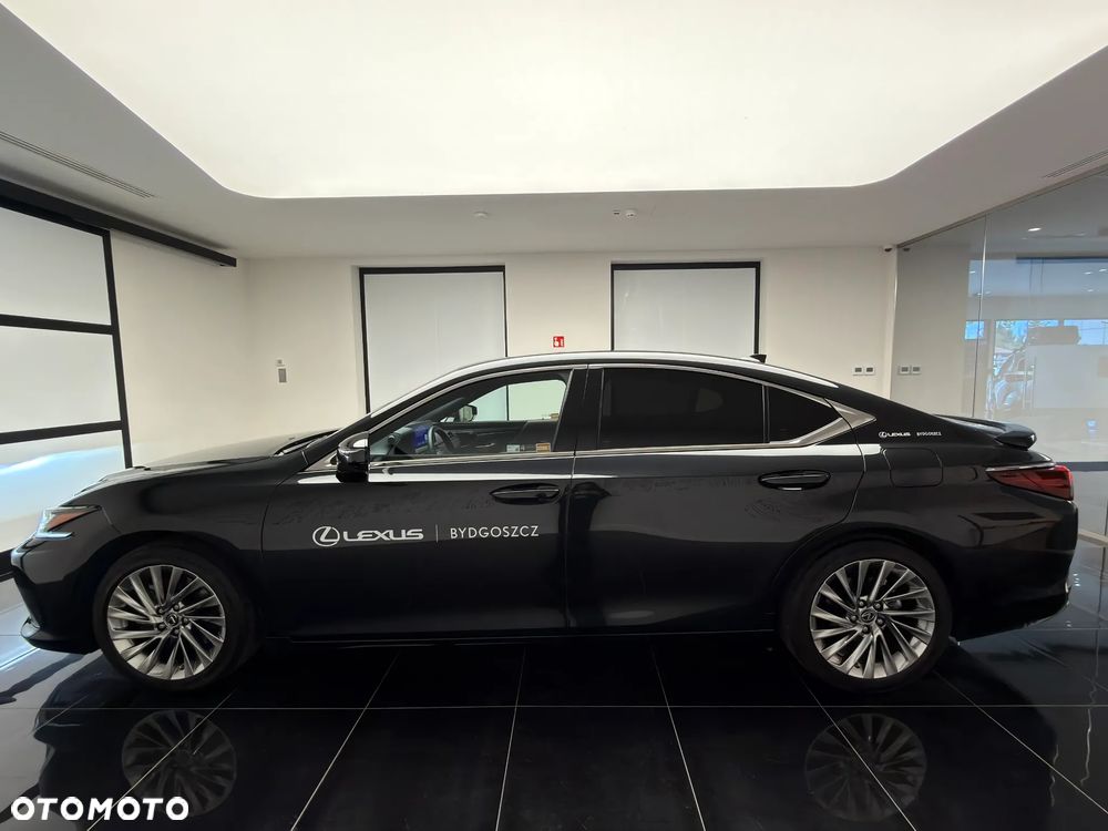 Lexus ES - 6