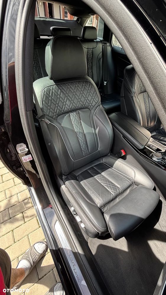 BMW Seria 5 520d Sport Line - 12