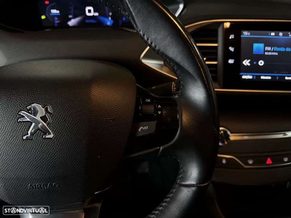 Peugeot 308 SW 1.5 BlueHDi Style - 22