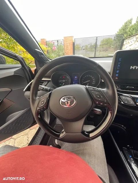 Toyota C-HR - 22