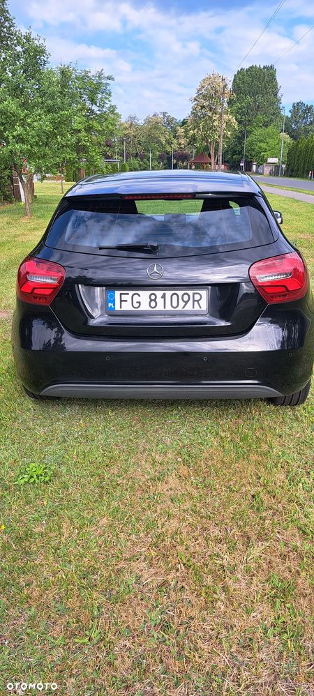 Mercedes-Benz Klasa A 180 (BlueEFFICIENCY) 7G-DCT - 4