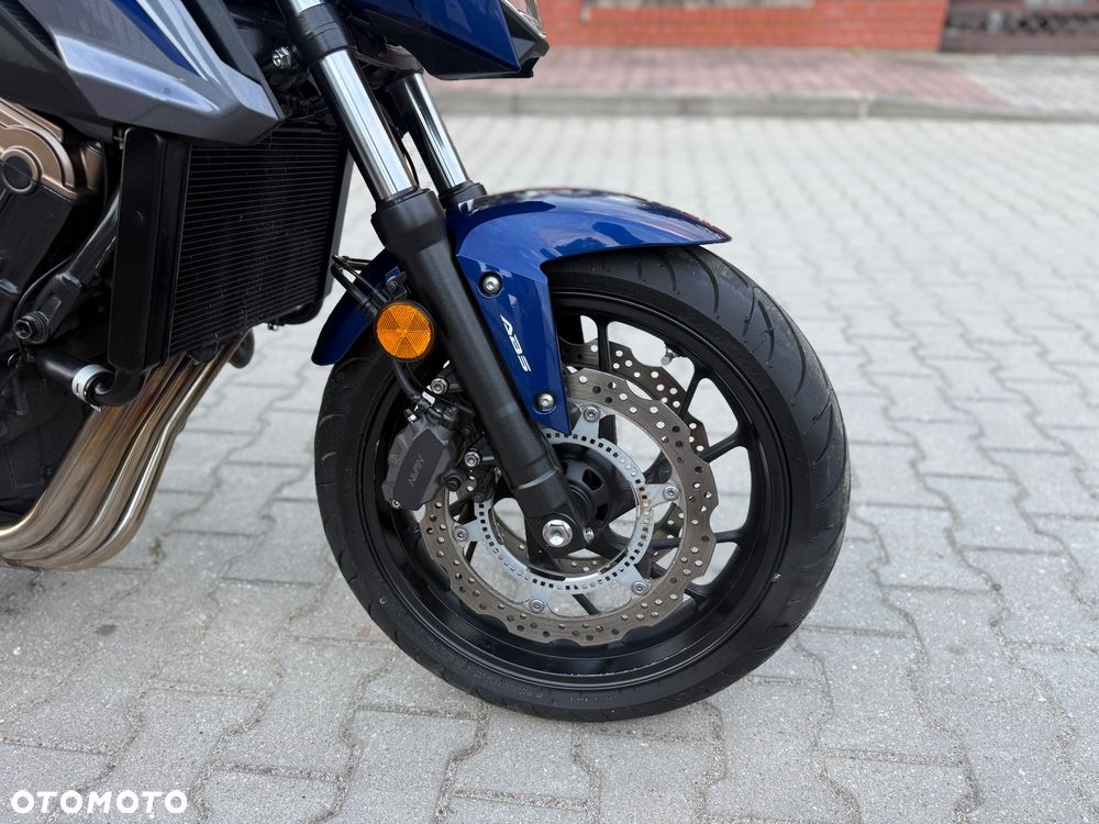 Honda CB - 3