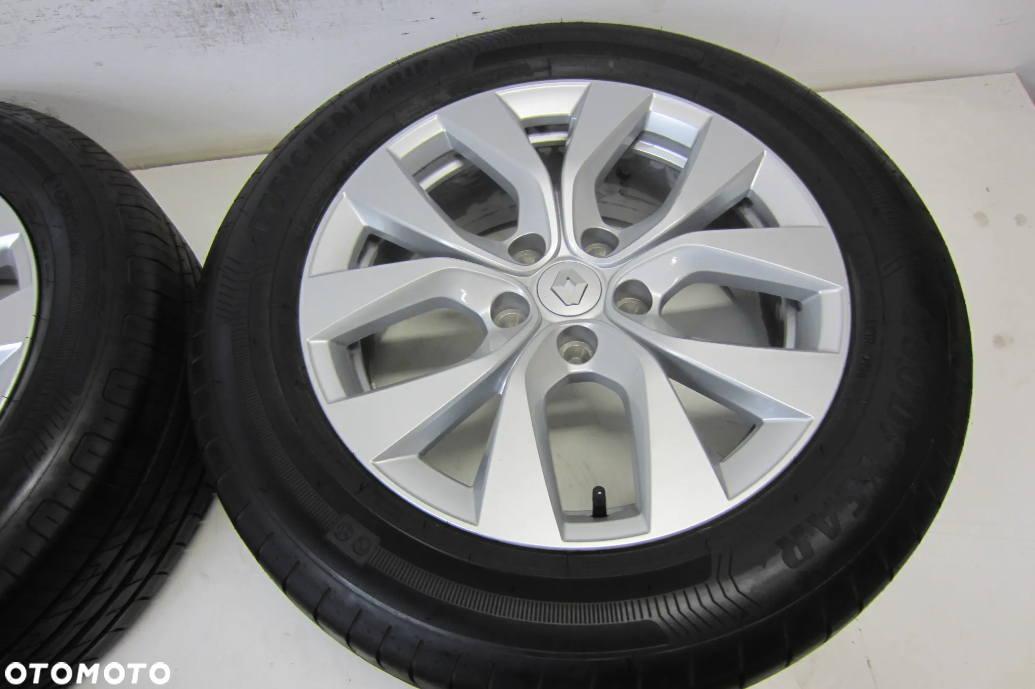 FELGI ALUMINIOWE 17 RENAULT CAPTUR II KOLEOS ARCANA KADJAR DACIA DUSTER CZUJNIKI ORYGINAŁ ET35 - 9