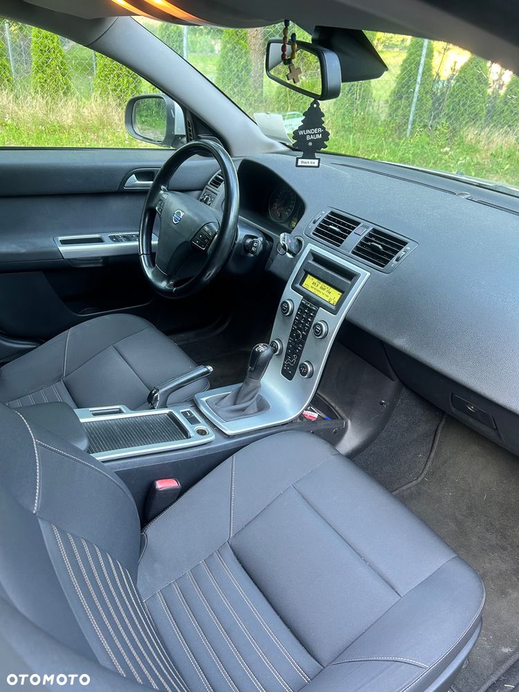 Volvo V50 D2 - 11