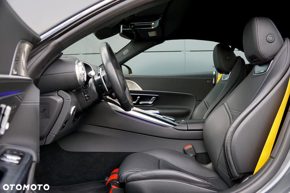 Mercedes-Benz SL AMG 63 4-Matic+ - 23