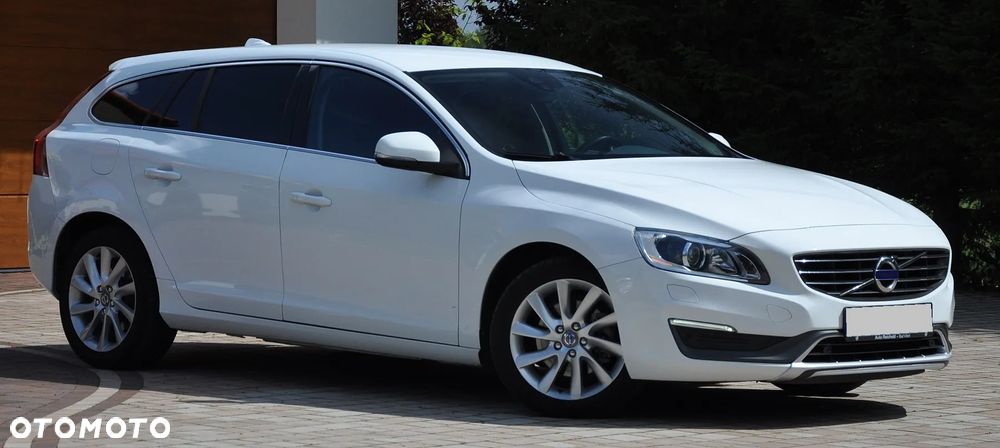 Volvo V60 D4 Geartronic - 12